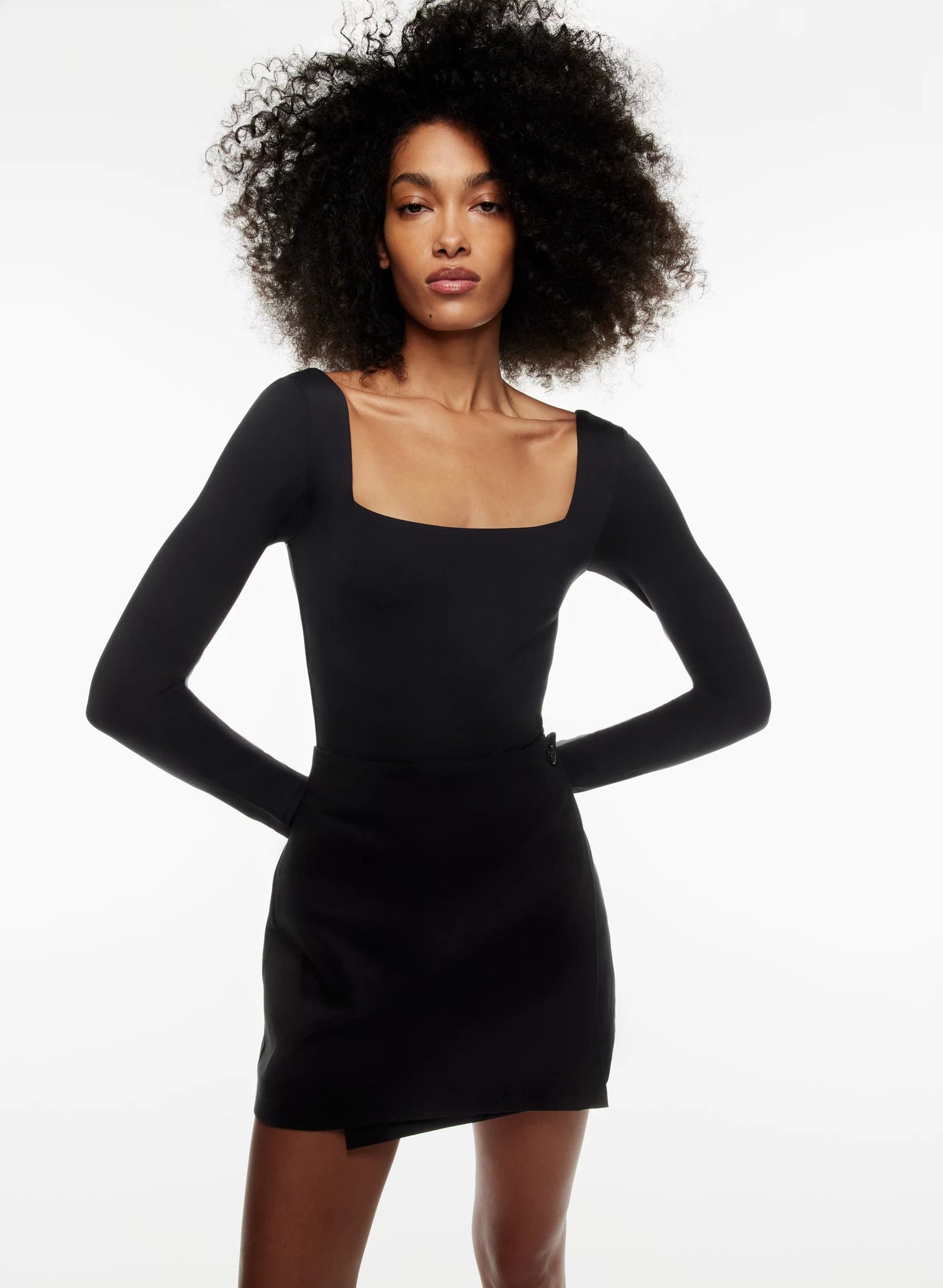 Contour Squareneck Longsleeve Bodysuit